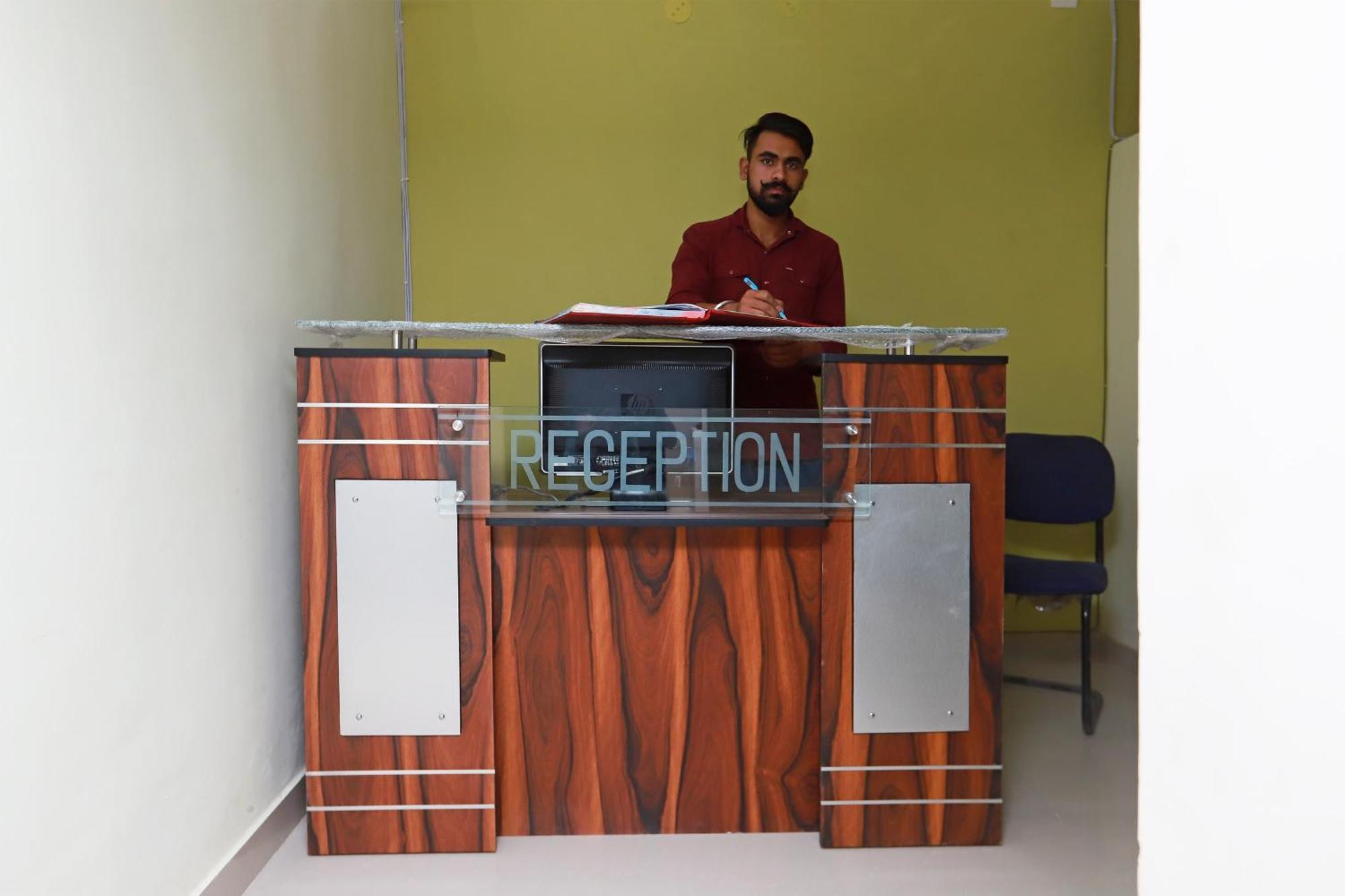 פארידבד Hotel O Silverline Residency מראה חיצוני תמונה